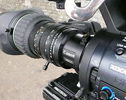 Câmera ENG PMW-EX3 com acessórios